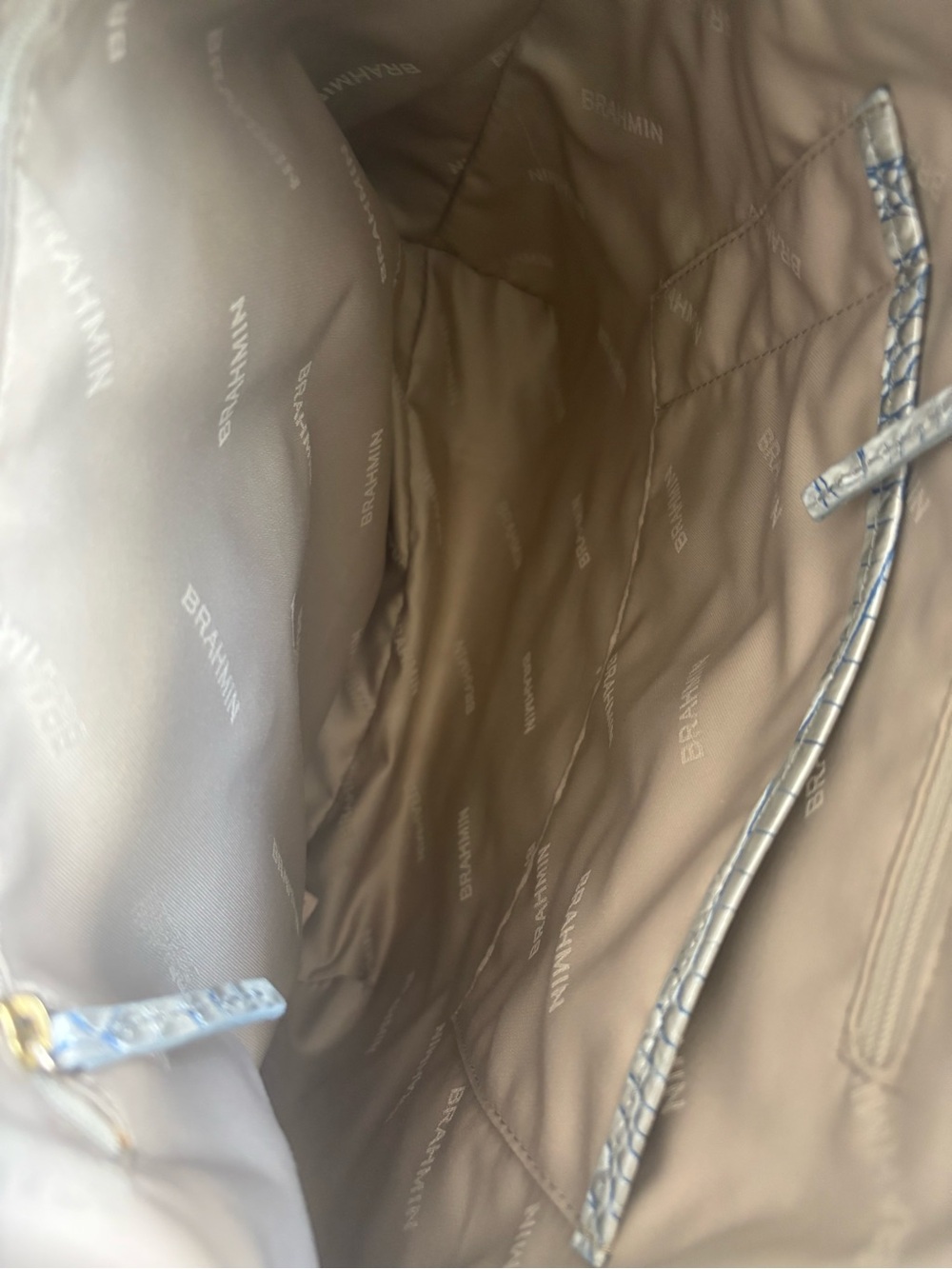 Brahmin | Marlowe Bucket Bag Eggshell Melbourne | Blue and Silver | Like New - Picture 8 of 8